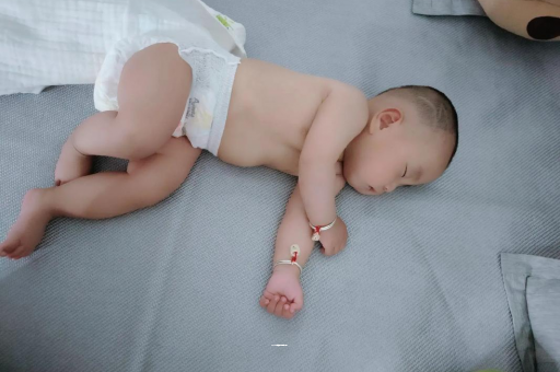 儋州孕妇显怀早的原因